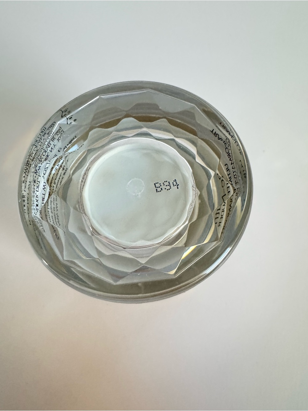 Estée Lauder ReNutriv Ultimate Diamond Transformative Brilliance Soft Cream 15ml - Picture 2 of 2